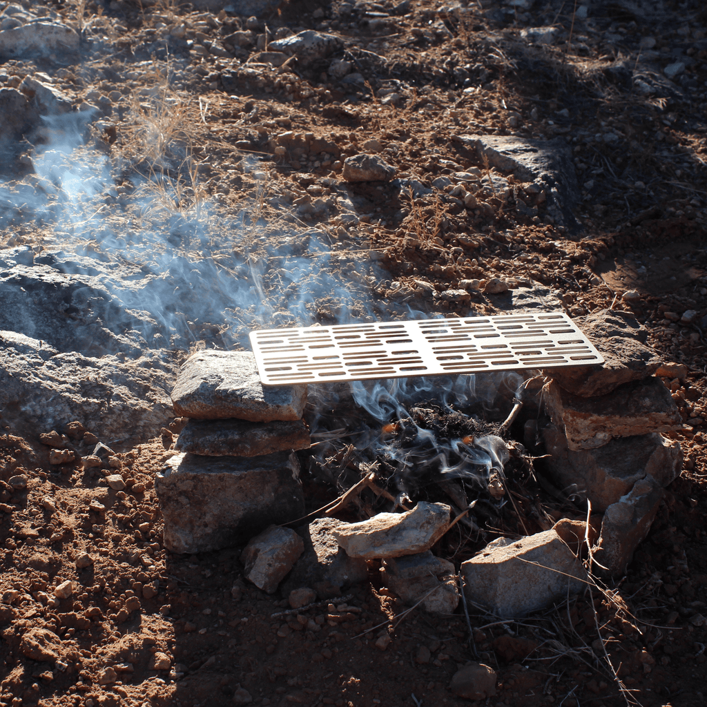 Kuvik Titanium Grill – Ultralight Backpacking Grill for Campfire Cooking